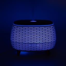 Futuristic Ribbed Aroma Diffuser with Colour-Changing Light – image 8