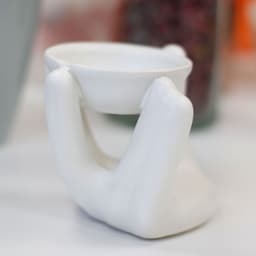 Helping Hand Oil Burner - White – image 2