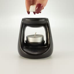 Ceramic Zen Oil Burner - Small Classic - Matt Black – image 5