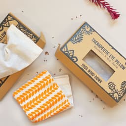 Agnes + Cat Eye Pillow - Yoga wind-down – image 5